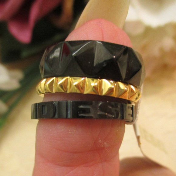 DIESEL Black Gold Stack Rings Unisex~Vintage NOS Industrial Size 6.5 Stack Rings - Picture 6 of 14